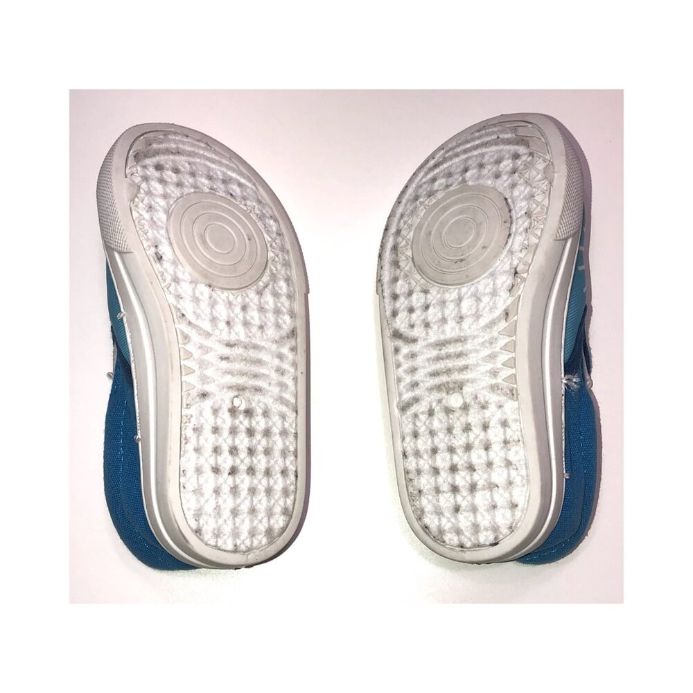 SHOES, sz6, BABY SHARK - Picture 2 of 8